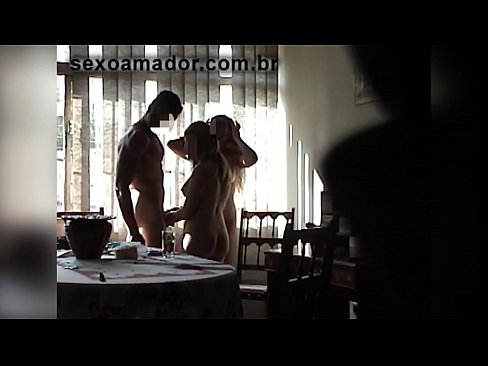 ❤️ Tugann cairde gnéis cuireadh d'fhear ollmhór agus do thriúr in éineacht leis ❤️  Porn  uainn ga.milf-nut-net.ru